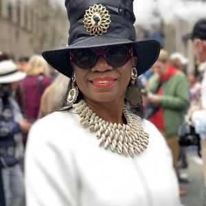 Meet your Posher, Harriett